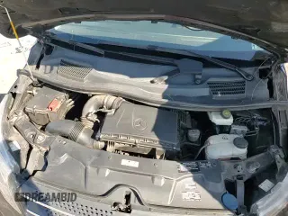 ✅ 2020 Mercedes-Benz Metris • VIN: W1WV0FEY6L3699438 • Lot: 46264865. Wystawiony na Copart z przebiegiem 80 576 mil. Bezpłatny archiwum sprzedaży aukcyjnych z USA i szczegółowy raport historii pojazdu na DreamBid. Zdjęcie 14.