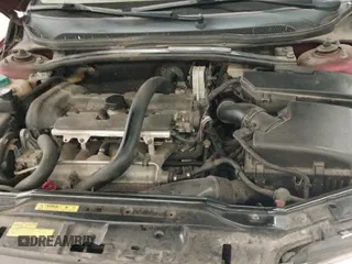 ✅ 2003 Volvo V70 XC70 • VIN: YV1SZ59H531105680 • Lot: 42781813. Listed on IAAI with 201,453 mi. Free auction sales archive from the USA and detailed vehicle history report at DreamBid. Image 20.