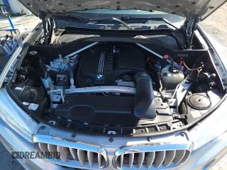 ✅ 2017 BMW X5 sDrive35i • VIN: 5UXKR2C36H0X03404 • Lot: 91397655. Wystawiony na Copart z przebiegiem 134 889 mil. Bezpłatny archiwum sprzedaży aukcyjnych z USA i szczegółowy raport historii pojazdu na DreamBid. Zdjęcie 14.