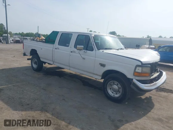 ✅ 1996 Ford F-350 • VIN: 1FTJW35F8TEA09134 • Lot: 42120588. Listed on IAAI with 363,876 mi. Free auction sales archive from the USA and detailed vehicle history report at DreamBid. Image 1.