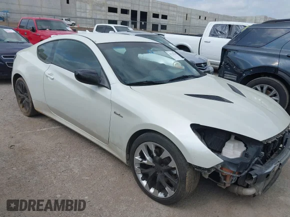 ✅ 2013 Hyundai Genesis Coupe 2.0T • VIN: KMHHT6KD7DU086799 • Лот: 42739418. Опубліковано раніше на IAAI з пробігом 187 681 миль. Безкоштовний доступ до архіву аукціонних продажів зі США та докладний звіт про історію автомобіля на DreamBid. Зображення 1.