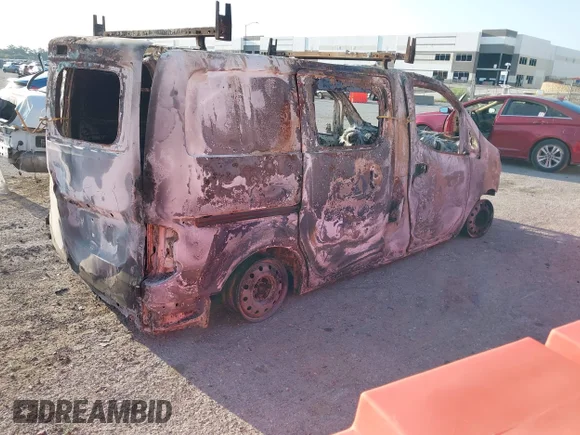 ✅ 2015 Chevrolet City Express Cargo LS • VIN: 3N63M0YN0FK726344 • Lot: 42922839. Wystawiony na IAAI z przebiegiem Nie podano. Bezpłatny archiwum sprzedaży aukcyjnych z USA i szczegółowy raport historii pojazdu na DreamBid. Zdjęcie 4.