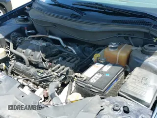 ✅ 2008 Chrysler Pacifica LX • VIN: 2A8GM48L48R606923 • Lot: 42261962. Wystawiony na IAAI z przebiegiem 127 885 mil. Bezpłatny archiwum sprzedaży aukcyjnych z USA i szczegółowy raport historii pojazdu na DreamBid. Zdjęcie 13.