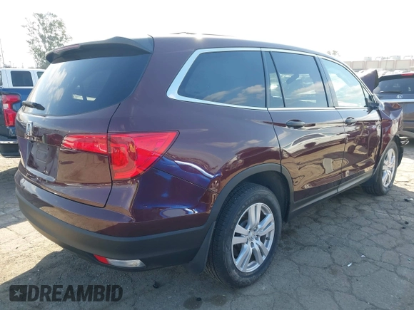 ✅ 2017 Honda Pilot LX • VIN: 5FNYF5H19HB028002 • Lot: 44335230. Wystawiony na IAAI z przebiegiem 44 785 mil. Bezpłatny archiwum sprzedaży aukcyjnych z USA i szczegółowy raport historii pojazdu na DreamBid. Zdjęcie 4.