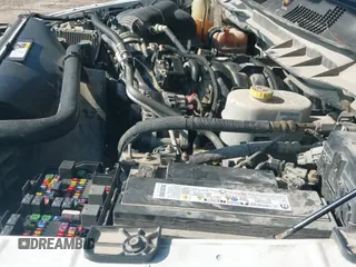 ✅ 2014 Ram 2500 Tradesman • VIN: 3C6UR4HJ8EG327977 • Lot: 42921001. Wystawiony na IAAI z przebiegiem 153 596 mil. Bezpłatny archiwum sprzedaży aukcyjnych z USA i szczegółowy raport historii pojazdu na DreamBid. Zdjęcie 19.