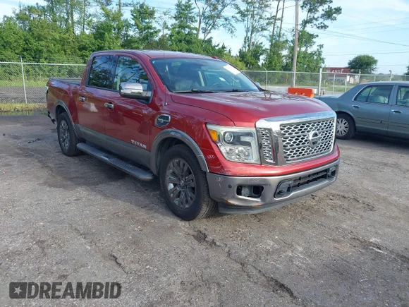 ✅ 2017 Nissan Titan Platinum Reserve • VIN: 1N6AA1E63HN521455 • Lot: 45387972. Wystawiony na IAAI z przebiegiem 213 254 mil. Bezpłatny archiwum sprzedaży aukcyjnych z USA i szczegółowy raport historii pojazdu na DreamBid. Zdjęcie 1.