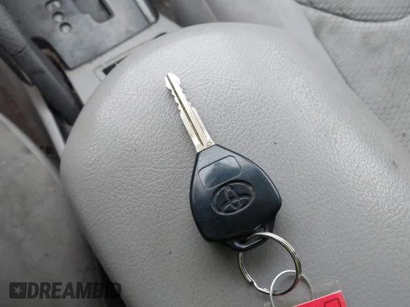 ✅ 2011 Toyota RAV4 • VIN: 2T3BF4DV0BW156705 • Lot: 43955454. Listed on IAAI with 151,620 mi. Free auction sales archive from the USA and detailed vehicle history report at DreamBid. Image 11.