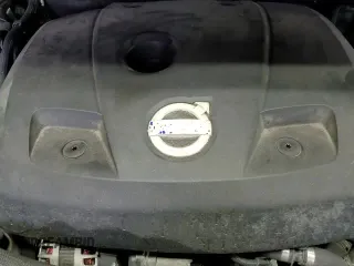 ✅ 2015 Volvo XC70 • VIN: YV440MBD3F1195603 • Лот: 86121354. Опубликован ранее на Copart с пробегом 264 065 миль. Бесплатный доступ к архиву аукционных продаж из США и подробный отчёт об истории автомобиля на DreamBid. Изображение 14.