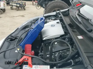 ✅ 2021 Toyota Prius L Eco • VIN: JTDKAMFU0M3133093 • Lot: 42602728. Wystawiony na IAAI z przebiegiem 53 068 mil. Bezpłatny archiwum sprzedaży aukcyjnych z USA i szczegółowy raport historii pojazdu na DreamBid. Zdjęcie 19.