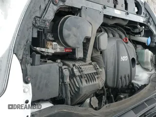 ✅ 2014 Hyundai Santa Fe • VIN: 5XYZTDLB5EG169256 • Lot: 43789898. Listed on IAAI with 204,836 mi. Free auction sales archive from the USA and detailed vehicle history report at DreamBid. Image 18.