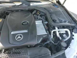 ✅ 2018 Mercedes-Benz C 300 • VIN: WDDWF4JB5JR403944 • Lot: 82751425. Listed on Copart with 90,539 mi. Free auction sales archive from the USA and detailed vehicle history report at DreamBid. Image 13.