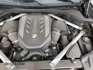 ✅ 2020 BMW X5 M50i • VIN: 5UXJU4C03LLE45915 • Лот: 70324245. Опубликован ранее на Copart с пробегом 53 250 миль. Бесплатный доступ к архиву аукционных продаж из США и подробный отчёт об истории автомобиля на DreamBid. Изображение 16.