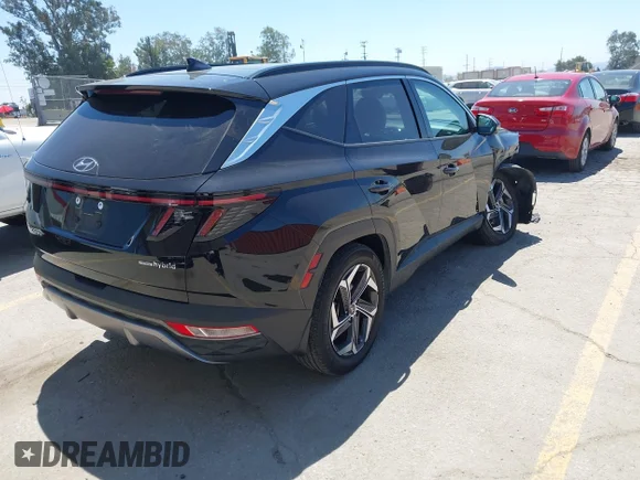 ✅ 2023 Hyundai Tucson Limited • VIN: KM8JECA11PU127255 • Lot: 45083842. Wystawiony na IAAI z przebiegiem 70 650 mil. Bezpłatny archiwum sprzedaży aukcyjnych z USA i szczegółowy raport historii pojazdu na DreamBid. Zdjęcie 4.
