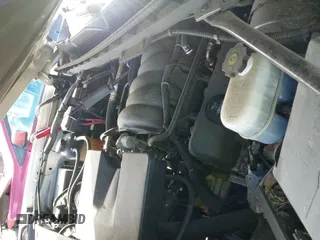 ✅ 2016 Chevrolet Silverado 1500 Work Truck • VIN: 1GCNCNEH6GZ262751 • Lot: 43597162. Wystawiony na IAAI z przebiegiem 174 478 mil. Bezpłatny archiwum sprzedaży aukcyjnych z USA i szczegółowy raport historii pojazdu na DreamBid. Zdjęcie 20.