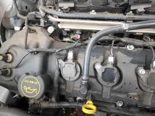 2018 Ford Explorer XLT z VIN 1FM5K7D82JGC62891, wystawiony jako Copart lot #85297175 z przebiegiem 140 079 mil mil oraz Szkoda całkowita • Salvage title. Historia ofert i sprzedaży dostępna na DreamBid. Obrazek 17.