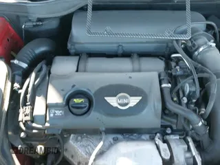 ✅ 2016 MINI Countryman S • VIN: WMWZC5C50GWU02754 • Lot: 42702055. Wystawiony na IAAI z przebiegiem 105 284 mil. Bezpłatny archiwum sprzedaży aukcyjnych z USA i szczegółowy raport historii pojazdu na DreamBid. Zdjęcie 19.