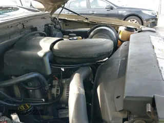 ✅ 2002 Ford Expedition Eddie Bauer • VIN: 1FMRU17W62LA27129 • Лот: 43804527. Опубликован ранее на IAAI с пробегом 238 152 миль. Бесплатный доступ к архиву аукционных продаж из США и подробный отчёт об истории автомобиля на DreamBid. Изображение 12.