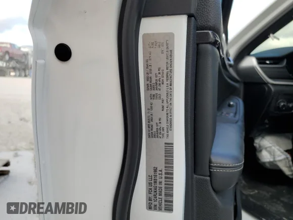 ✅ 2021 Jeep Grand Cherokee Altitude • VIN: 1C4RJKAG1M8161962 • Lot: 69040722. Wystawiony na Copart z przebiegiem 17 544 mil. Bezpłatny archiwum sprzedaży aukcyjnych z USA i szczegółowy raport historii pojazdu na DreamBid. Zdjęcie 15.