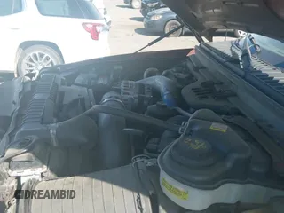 ✅ 2006 Ford F-250 XL • VIN: 1FTSW21P56EB45285 • Lot: 41897760. Listed on IAAI with 260,044 mi. Free auction sales archive from the USA and detailed vehicle history report at DreamBid. Image 20.