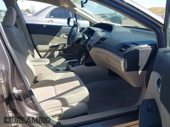 ✅ 2012 Honda Civic LX • VIN: 19XFB2F57CE304506 • Lot: 44906482. Wystawiony na IAAI z przebiegiem 162 612 mil. Bezpłatny archiwum sprzedaży aukcyjnych z USA i szczegółowy raport historii pojazdu na DreamBid. Zdjęcie 5.
