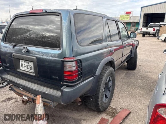 ✅ 1996 Toyota 4Runner SR5 • VIN: JT3HN86R8T0016495 • Lot: 44149780. Wystawiony na IAAI z przebiegiem 311 951 mil. Bezpłatny archiwum sprzedaży aukcyjnych z USA i szczegółowy raport historii pojazdu na DreamBid. Zdjęcie 4.