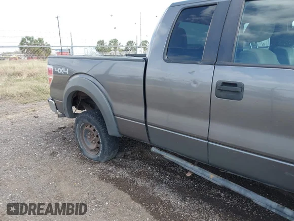 ✅ 2010 Ford F-150 XL • VIN: 1FTFX1EV7AFB79569 • Lot: 44321155. Listed on IAAI with 376,574 mi. Free auction sales archive from the USA and detailed vehicle history report at DreamBid. Image 6.