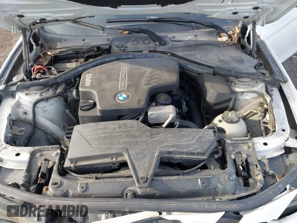 ✅ 2015 BMW 3 Series 320i xDrive • VIN: WBA3C3G52FNS76891 • Lot: 44143687. Listed on IAAI with 87,592 mi. Free auction sales archive from the USA and detailed vehicle history report at DreamBid. Image 10.