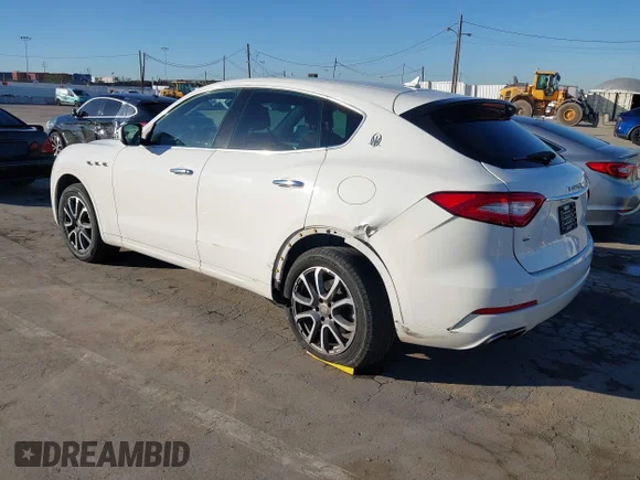 ✅ 2019 Maserati Levante • VIN: ZN661XUA7KX322663 • Lot: 44180343. Wystawiony na IAAI z przebiegiem 103 522 mil. Bezpłatny archiwum sprzedaży aukcyjnych z USA i szczegółowy raport historii pojazdu na DreamBid. Zdjęcie 3.