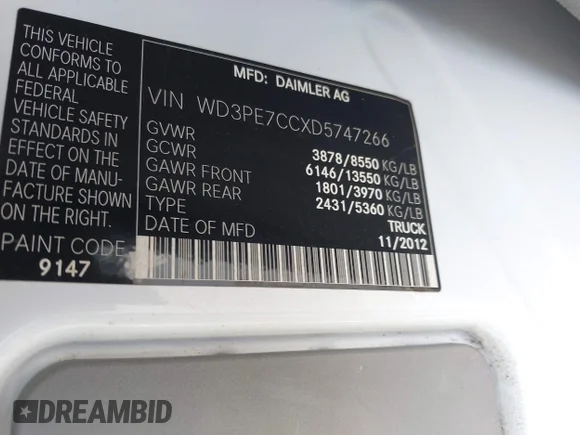✅ 2013 Mercedes-Benz Sprinter Cargo • VIN: WD3PE7CCXD5747266 • Lot: 42922431. Wystawiony na IAAI z przebiegiem 158 879 mil. Bezpłatny archiwum sprzedaży aukcyjnych z USA i szczegółowy raport historii pojazdu na DreamBid. Zdjęcie 9.