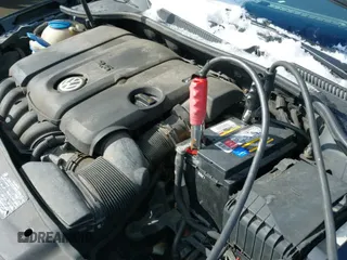 ✅ 2011 Volkswagen Golf • VIN: WVWDB7AJ2BW249668 • Lot: 41533901. Listed on IAAI with 213,129 mi. Free auction sales archive from the USA and detailed vehicle history report at DreamBid. Image 20.