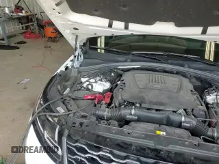 ✅ 2018 Land Rover Range Rover Velar R-Dynamic HSE • VIN: SALYM2RV8JA749621 • Lot: 64678495. Wystawiony na Copart z przebiegiem 48 227 mil. Bezpłatny archiwum sprzedaży aukcyjnych z USA i szczegółowy raport historii pojazdu na DreamBid. Zdjęcie 14.