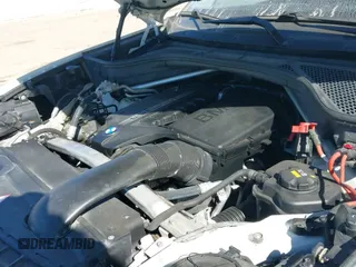 ✅ 2015 BMW X5 sDrive35i • VIN: 5UXKR2C51F0H35212 • Lot: 43563936. Listed on IAAI with 180,718 mi. Free auction sales archive from the USA and detailed vehicle history report at DreamBid. Image 19.