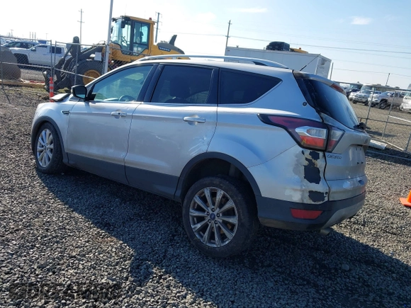 ✅ 2017 Ford Escape Titanium • VIN: 1FMCU9J93HUA51169 • Lot: 44307333. Wystawiony na IAAI z przebiegiem 130 696 mil. Bezpłatny archiwum sprzedaży aukcyjnych z USA i szczegółowy raport historii pojazdu na DreamBid. Zdjęcie 3.