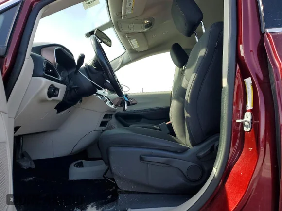 ✅ 2019 Chrysler Pacifica LX • VIN: 2C4RC1CGXKR574353 • Лот: 41641656. Опубліковано раніше на Copart з пробігом 210 282 миль. Безкоштовний доступ до архіву аукціонних продажів зі США та докладний звіт про історію автомобіля на DreamBid. Зображення 7.