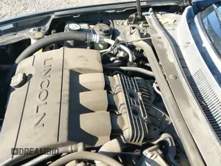 ✅ 2009 Lincoln MKS • VIN: 1LNHM93R39G603949 • Лот: 42829339. Опубликован ранее на IAAI с пробегом 166 090 миль. Бесплатный доступ к архиву аукционных продаж из США и подробный отчёт об истории автомобиля на DreamBid. Изображение 17.