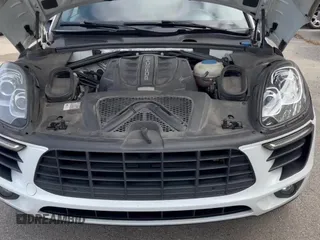 ✅ 2016 Porsche Macan S • VIN: WP1AB2A53GLB42337 • Lot: 90501695. Wystawiony na Copart z przebiegiem 159 542 mil. Bezpłatny archiwum sprzedaży aukcyjnych z USA i szczegółowy raport historii pojazdu na DreamBid. Zdjęcie 12.