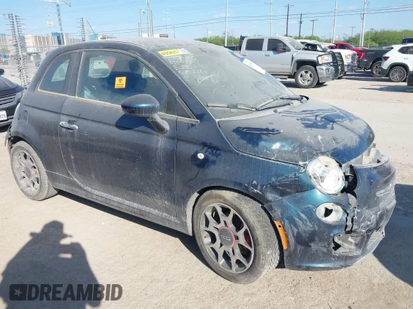 ✅ 2015 FIAT 500 Sport • VIN: 3C3CFFBR5FT582204 • Лот: 44703969. Опубліковано раніше на IAAI з пробігом Не вказано. Безкоштовний доступ до архіву аукціонних продажів зі США та докладний звіт про історію автомобіля на DreamBid. Зображення 1.