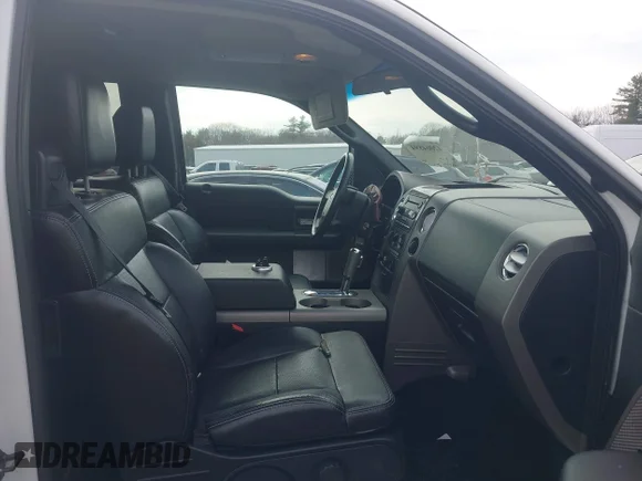 ✅ 2007 Ford F-150 XLT • VIN: 1FTPX04547KC53420 • Лот: 42064894. Опубліковано раніше на IAAI з пробігом 182 733 миль. Безкоштовний доступ до архіву аукціонних продажів зі США та докладний звіт про історію автомобіля на DreamBid. Зображення 5.