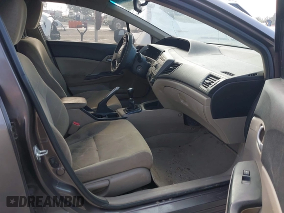 ✅ 2012 Honda Civic LX • VIN: 2HGFB2E5XCH513665 • Lot: 45007235. Wystawiony na IAAI z przebiegiem 161 185 mil. Bezpłatny archiwum sprzedaży aukcyjnych z USA i szczegółowy raport historii pojazdu na DreamBid. Zdjęcie 5.