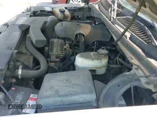 ✅ 2005 GMC Yukon XL SLT • VIN: 1GKFK16Z95J101608 • Lot: 42745077. Listed on IAAI with 350,422 mi. Free auction sales archive from the USA and detailed vehicle history report at DreamBid. Image 21.