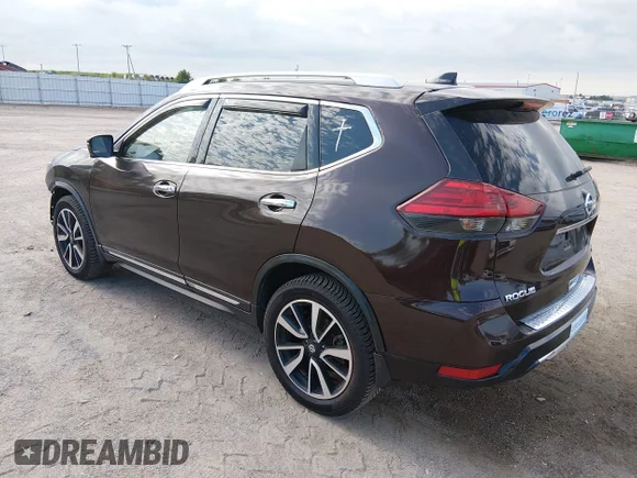 ✅ 2018 Nissan Rogue SV • VIN: JN8AT2MV2JW318881 • Lot: 45408530. Wystawiony na IAAI z przebiegiem 57 750 mil. Bezpłatny archiwum sprzedaży aukcyjnych z USA i szczegółowy raport historii pojazdu na DreamBid. Zdjęcie 3.