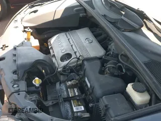 ✅ 2006 Lexus RX 330 • VIN: 2T2HA31U56C097872 • Лот: 42925845. Опубликован ранее на IAAI с пробегом 255 268 миль. Бесплатный доступ к архиву аукционных продаж из США и подробный отчёт об истории автомобиля на DreamBid. Изображение 19.