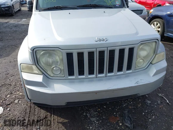 ✅ 2008 Jeep Liberty Sport • VIN: 1J8GN28K08W283373 • Лот: 41495401. Опубліковано раніше на IAAI з пробігом Не вказано. Безкоштовний доступ до архіву аукціонних продажів зі США та докладний звіт про історію автомобіля на DreamBid. Зображення 6.