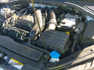 ✅ 2024 Volkswagen Jetta SE • VIN: 3VWEM7BU0RM087957 • Лот: 43307610. Опубликован ранее на IAAI с пробегом 33 543 миль. Бесплатный доступ к архиву аукционных продаж из США и подробный отчёт об истории автомобиля на DreamBid. Изображение 20.