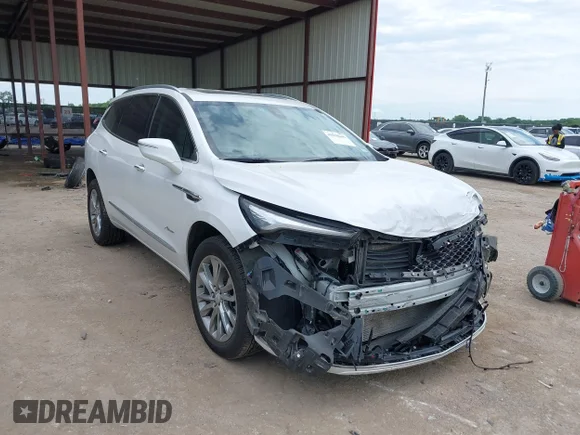 ✅ 2023 Buick Enclave Avenir • VIN: 5GAERDKWXPJ259699 • Лот: 45010645. Опубликован ранее на IAAI с пробегом 74 150 миль. Бесплатный доступ к архиву аукционных продаж из США и подробный отчёт об истории автомобиля на DreamBid. Изображение 1.
