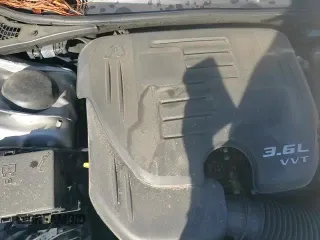 2020 Dodge Challenger SXT z VIN 2C3CDZAG2LH222447, wystawiony jako Copart lot #81800395 z przebiegiem 96 248 mil mil oraz Szkoda całkowita • Salvage title. Historia ofert i sprzedaży dostępna na DreamBid. Obrazek 15.