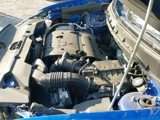 ✅ 2019 Mitsubishi Outlander ES • VIN: JA4AP3AU3KU035673 • Lot: 43770570. Listed on IAAI with 102,767 mi. Free auction sales archive from the USA and detailed vehicle history report at DreamBid. Image 19.