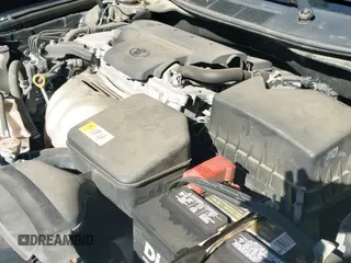 ✅ 2017 Toyota Camry LE • VIN: 4T1BF1FK2HU300046 • Lot: 43460871. Wystawiony na IAAI z przebiegiem 122 936 mil. Bezpłatny archiwum sprzedaży aukcyjnych z USA i szczegółowy raport historii pojazdu na DreamBid. Zdjęcie 19.