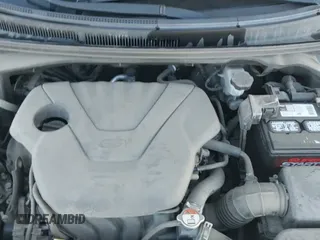 ✅ 2017 Hyundai Veloster • VIN: KMHTC6AD8HU323222 • Lot: 41387247. Wystawiony na IAAI z przebiegiem 39 473 mil. Bezpłatny archiwum sprzedaży aukcyjnych z USA i szczegółowy raport historii pojazdu na DreamBid. Zdjęcie 20.