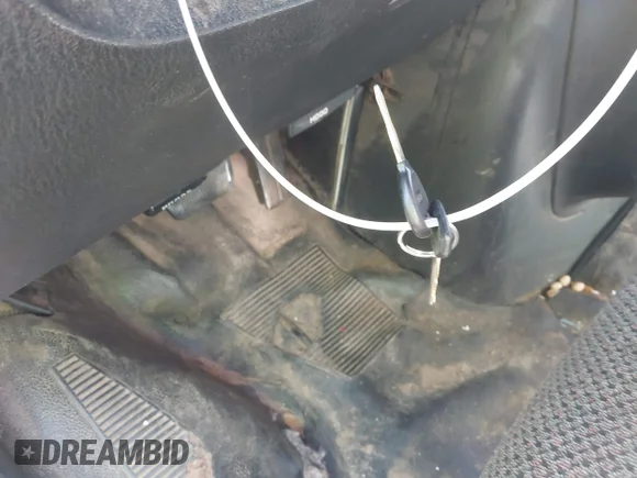 ✅ 2002 Dodge Cargo • VIN: 2B7KB31Z62K125524 • Лот: 44601726. Опубліковано раніше на IAAI з пробігом 300 622 миль. Безкоштовний доступ до архіву аукціонних продажів зі США та докладний звіт про історію автомобіля на DreamBid. Зображення 11.